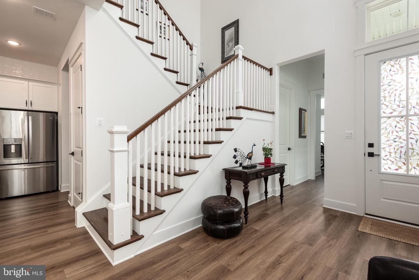 233 Peregrine Drive photo 6