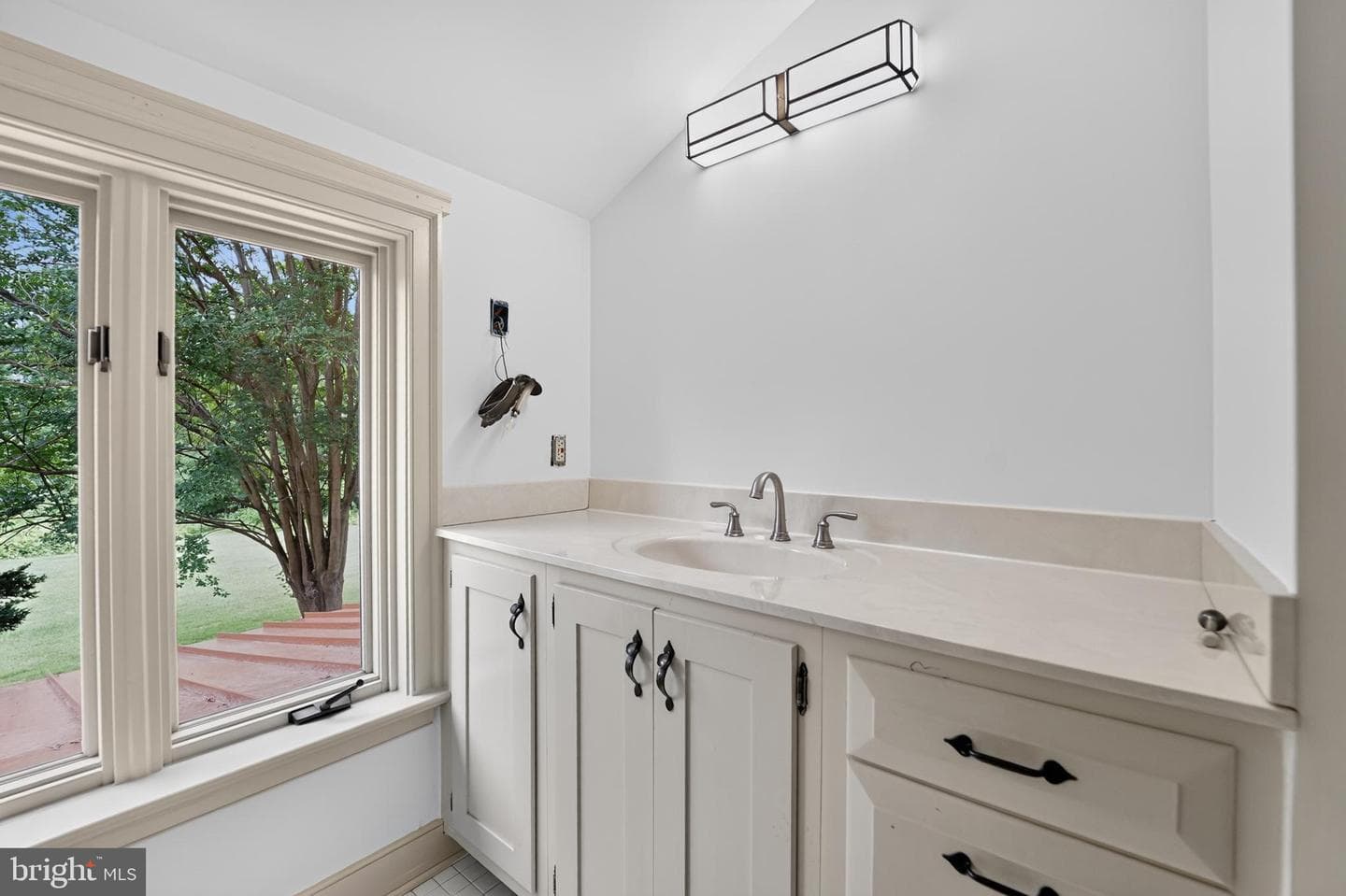 109 Governors Way photo 49