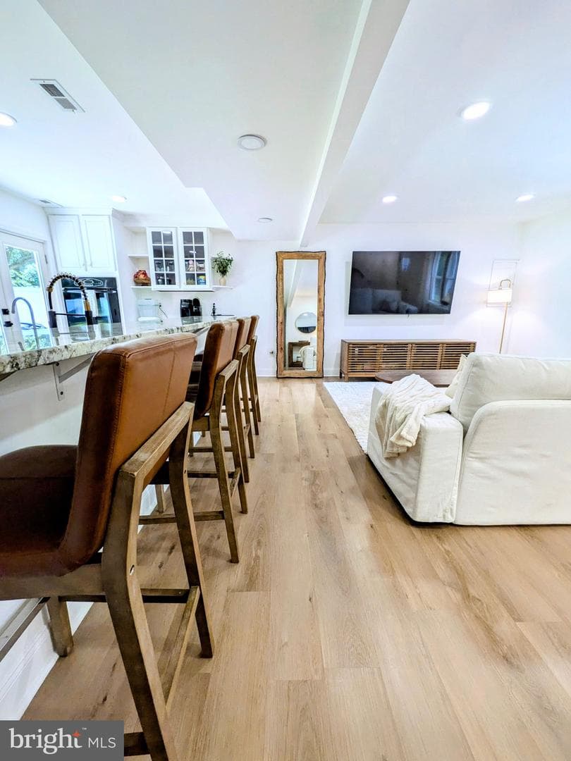 102 Maple Road photo 10