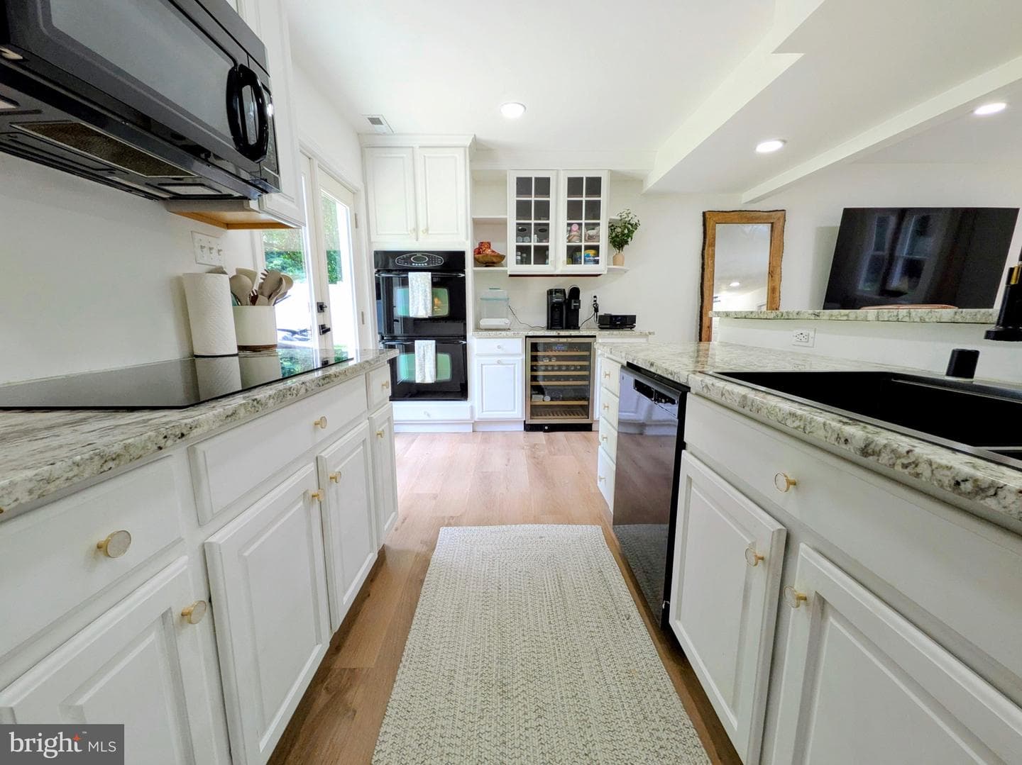102 Maple Road photo 12