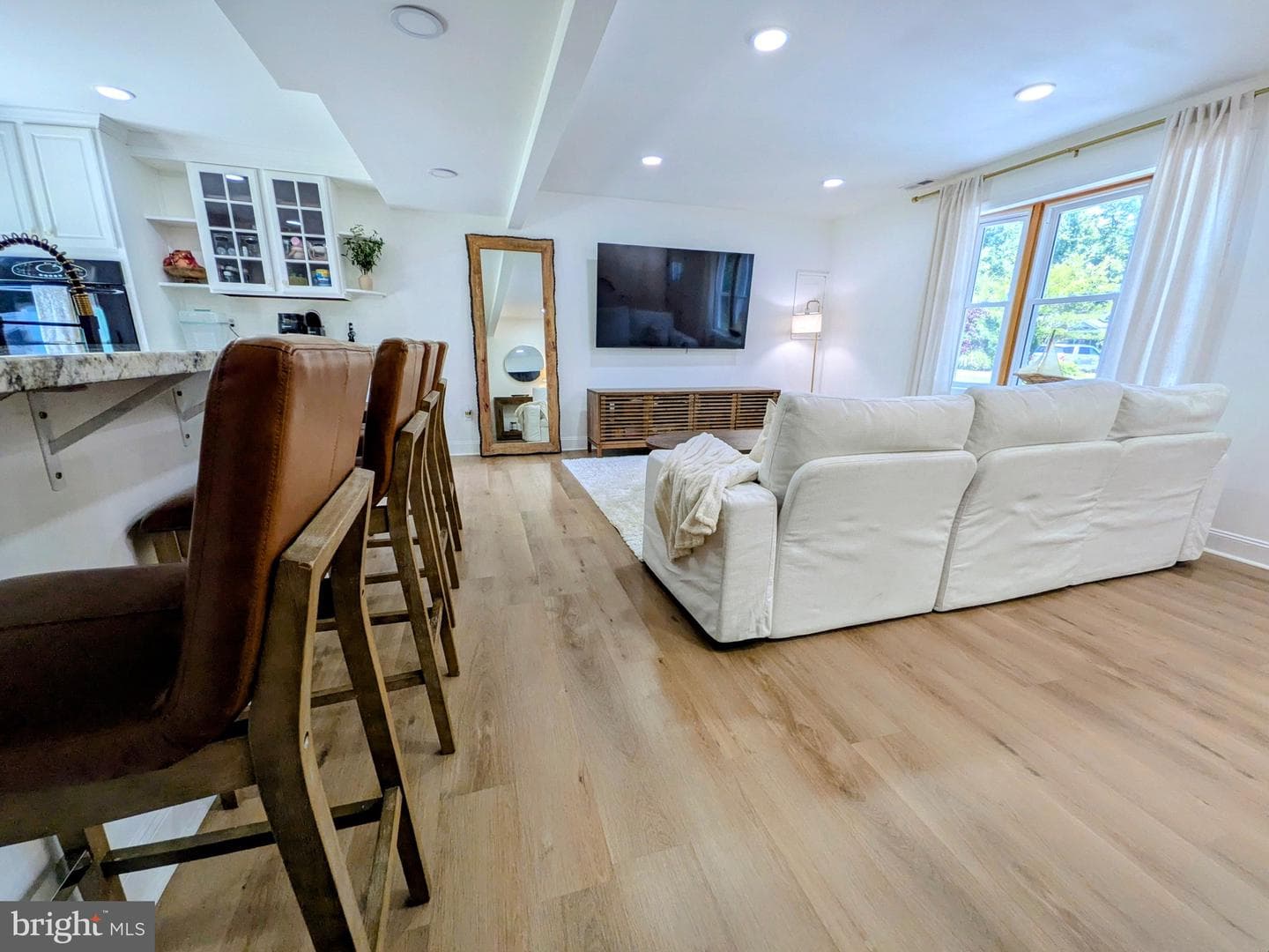 102 Maple Road photo 19