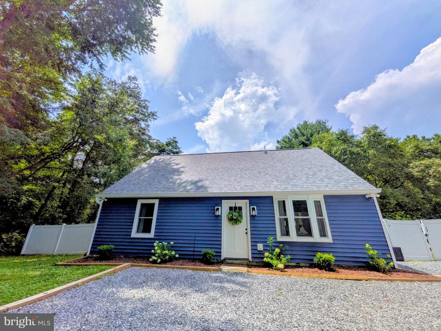 102 Maple Road photo 34