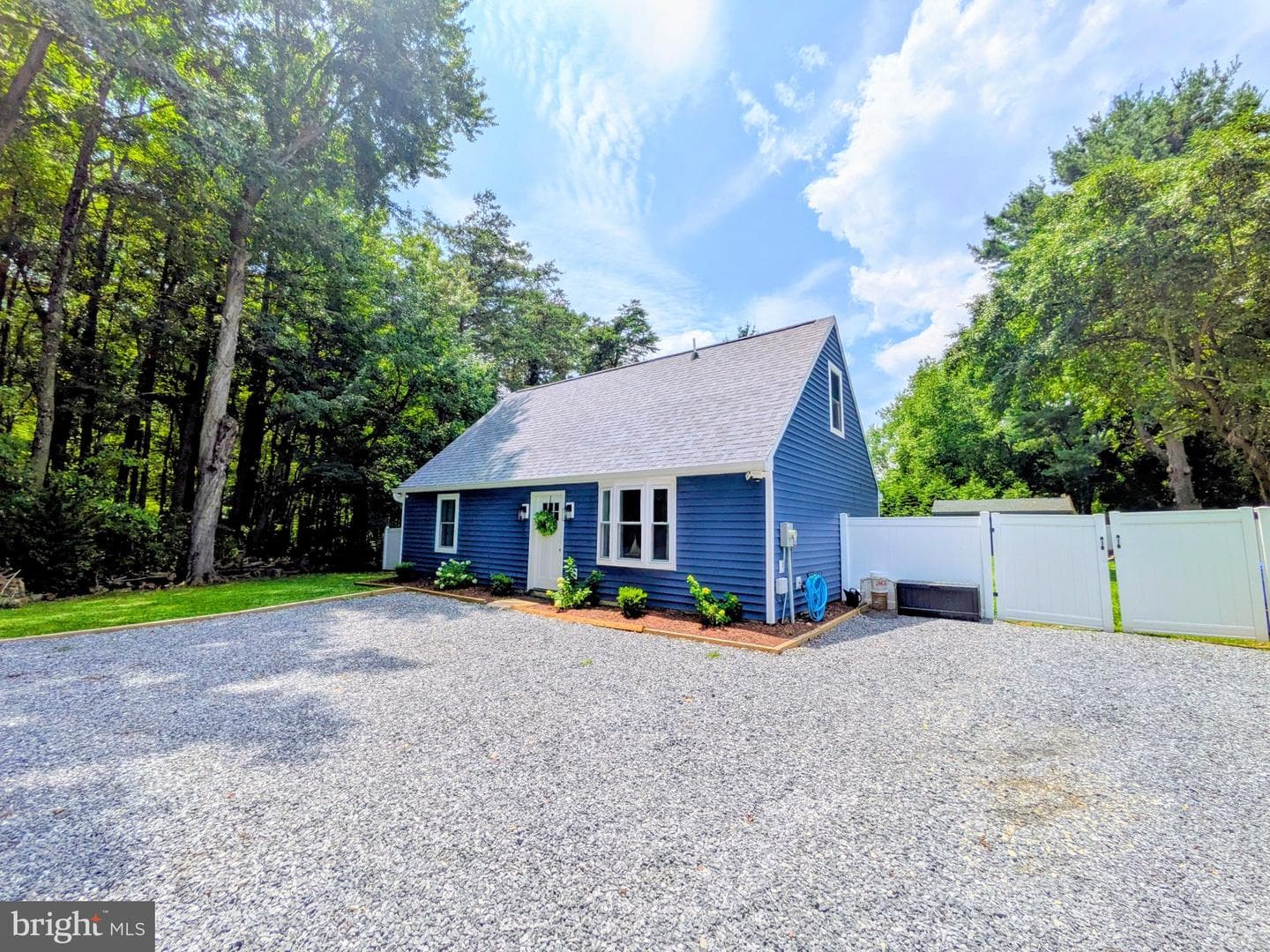 102 Maple Road photo 36
