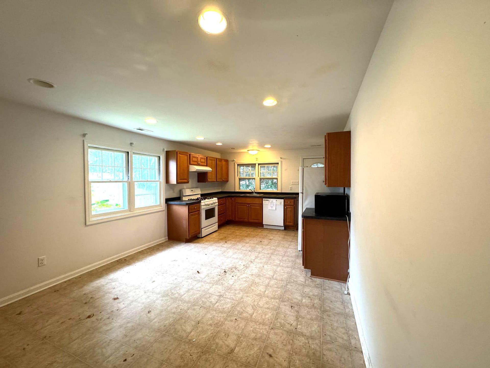 104 Turpins Lane photo 6