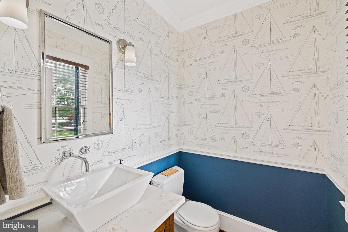 366 Queen Anne Road photo 9