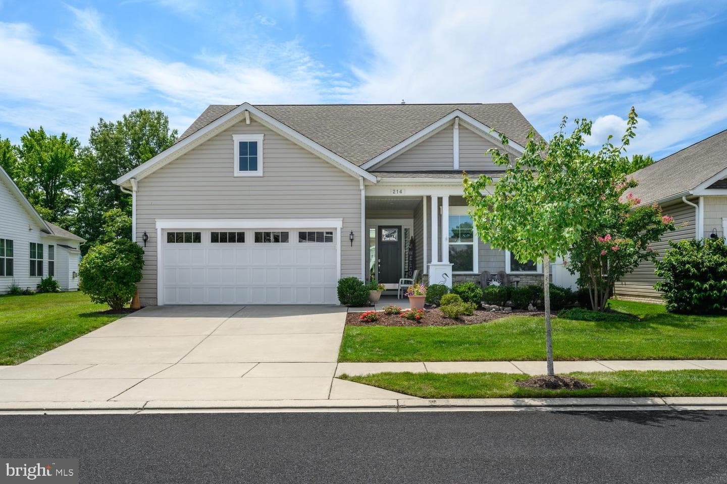 214 Bayberry Drive photo 1