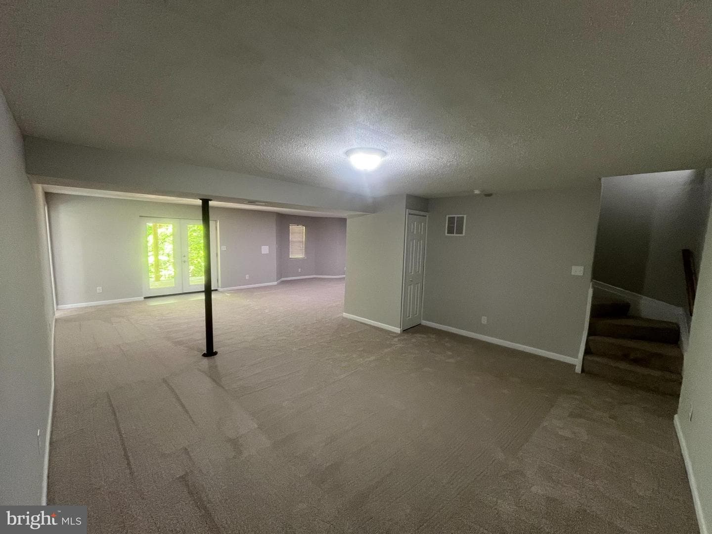 27255 Farmington Court photo 39