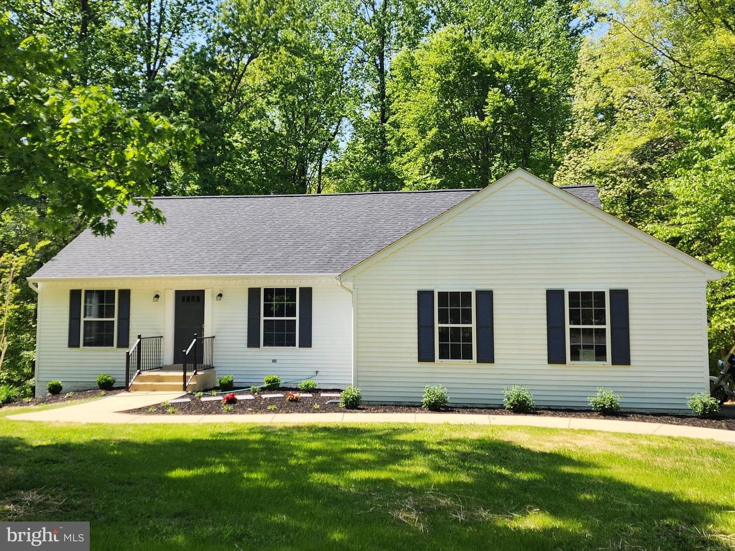 27255 Farmington Court photo 5