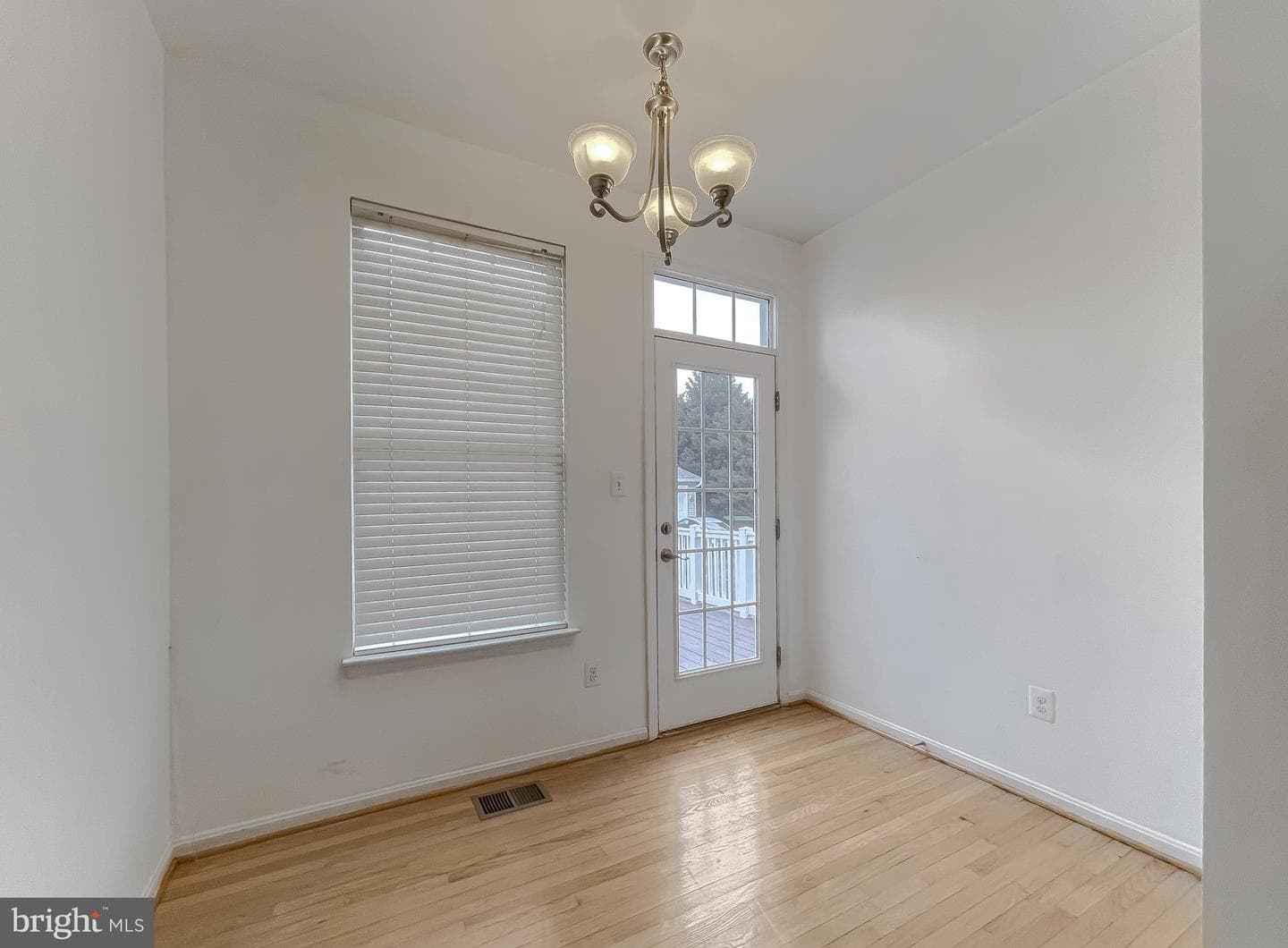 23107 Poppy Way photo 11