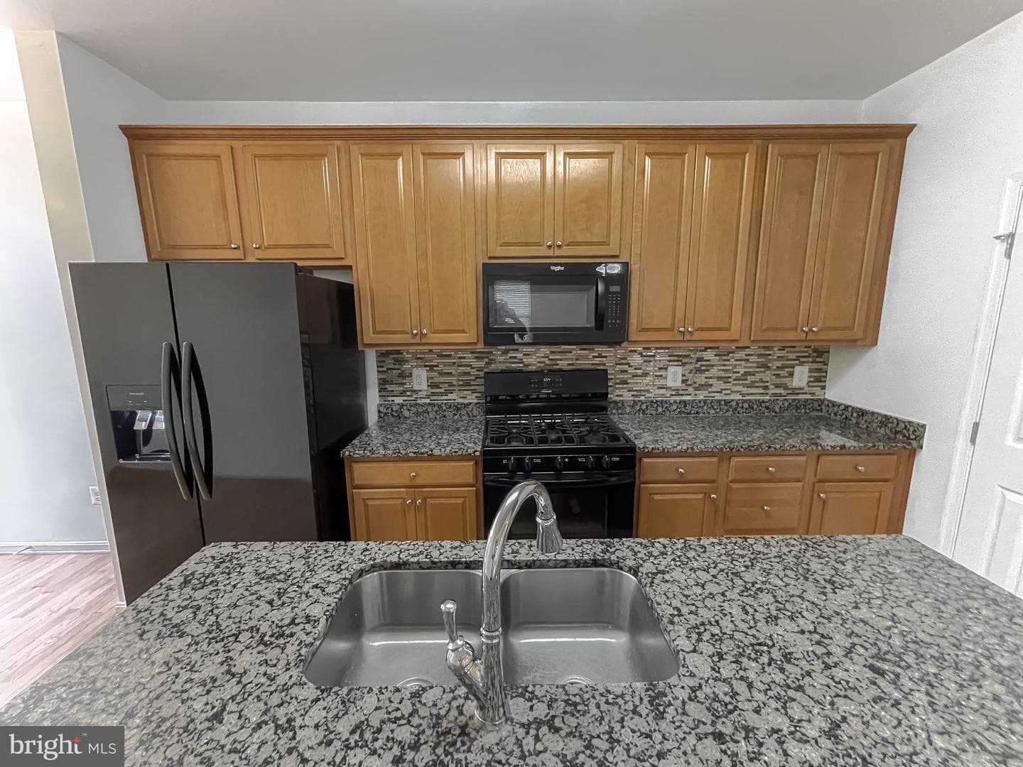 23107 Poppy Way photo 8