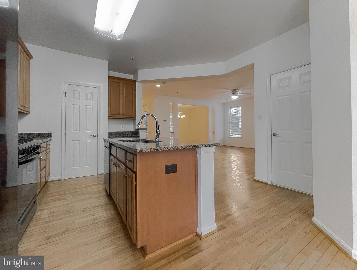 23107 Poppy Way photo 9