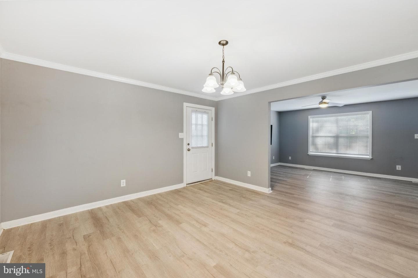 26799 N Sandgates Road photo 15