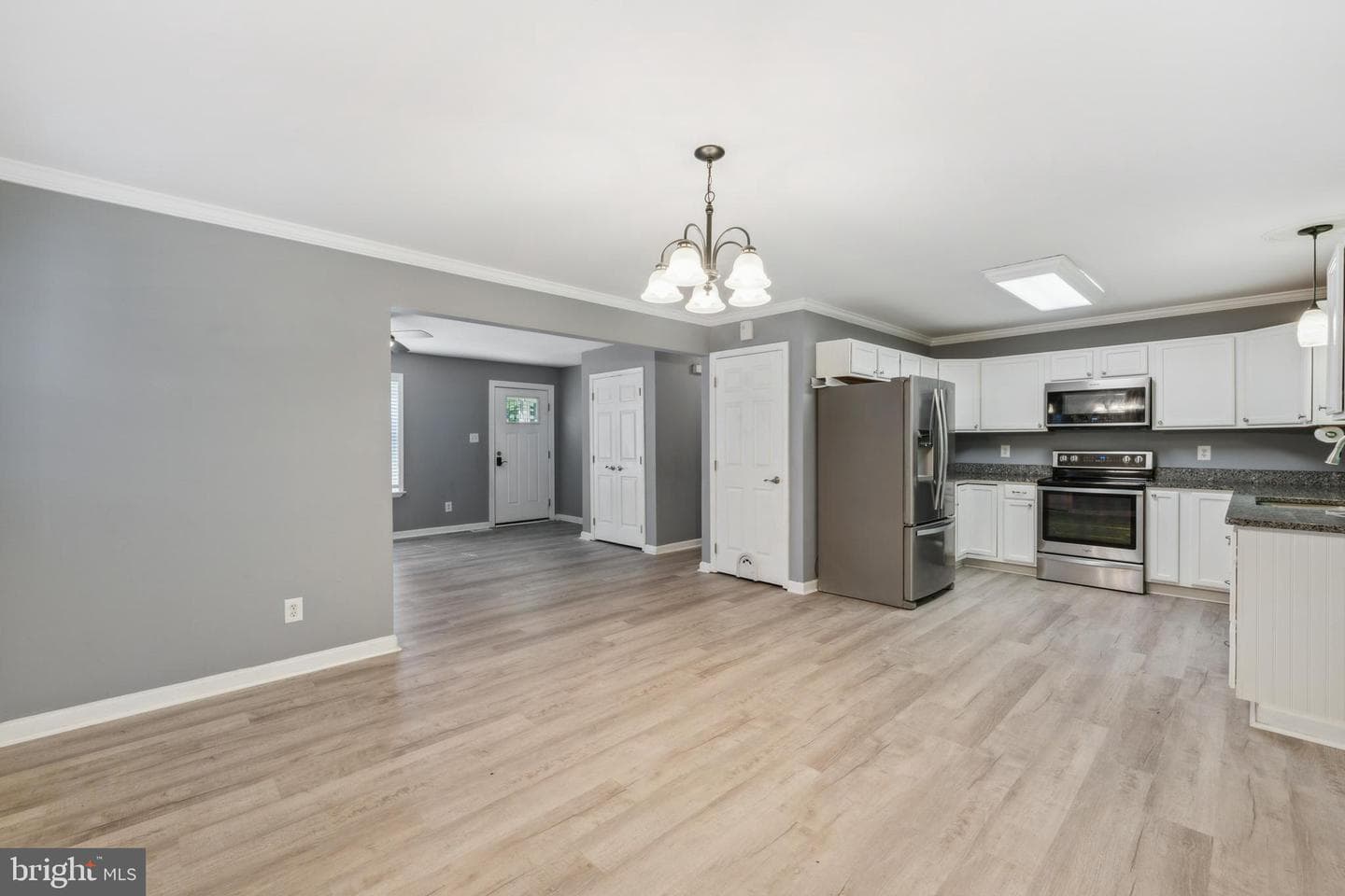 26799 N Sandgates Road photo 5