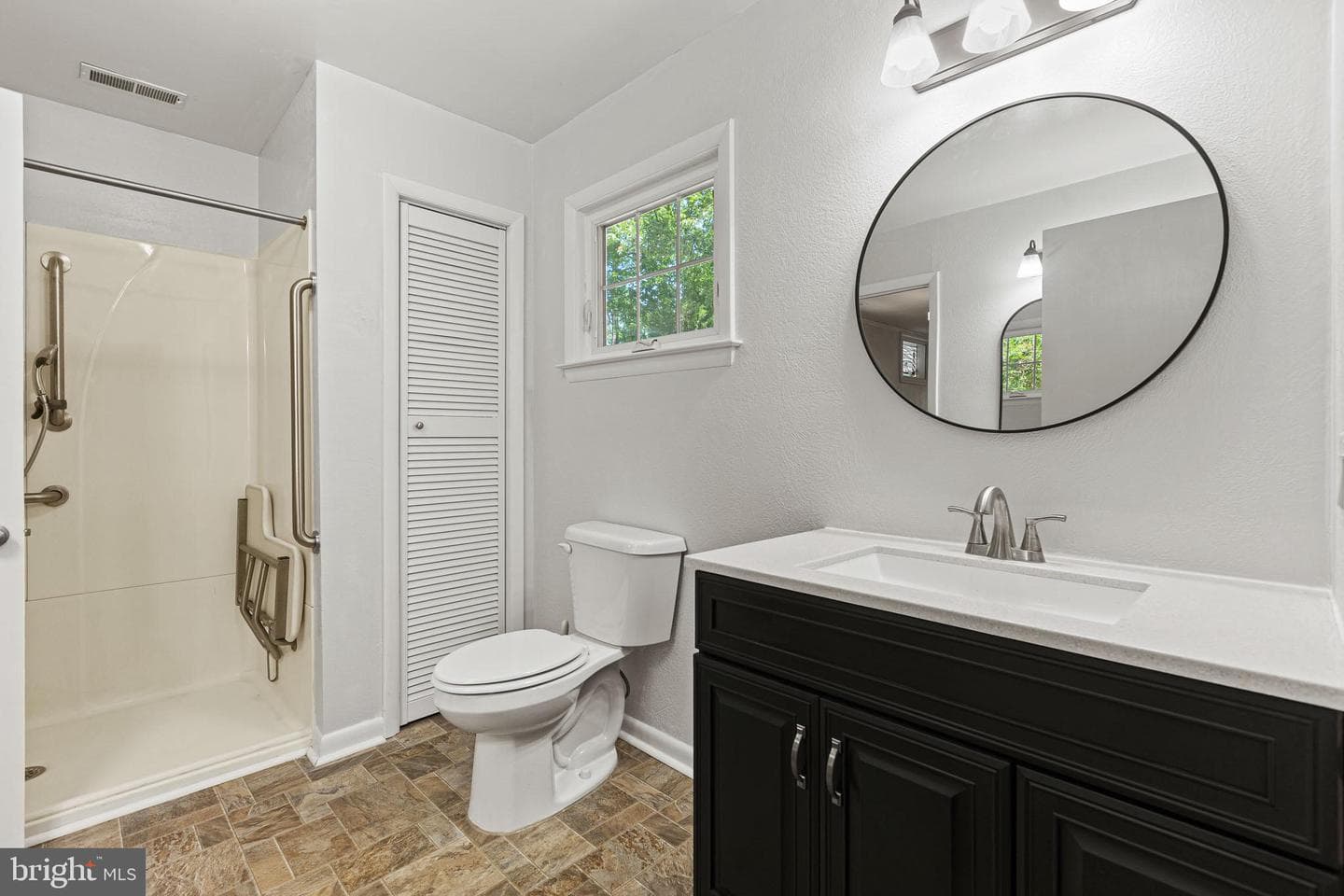 18352 River Road photo 6