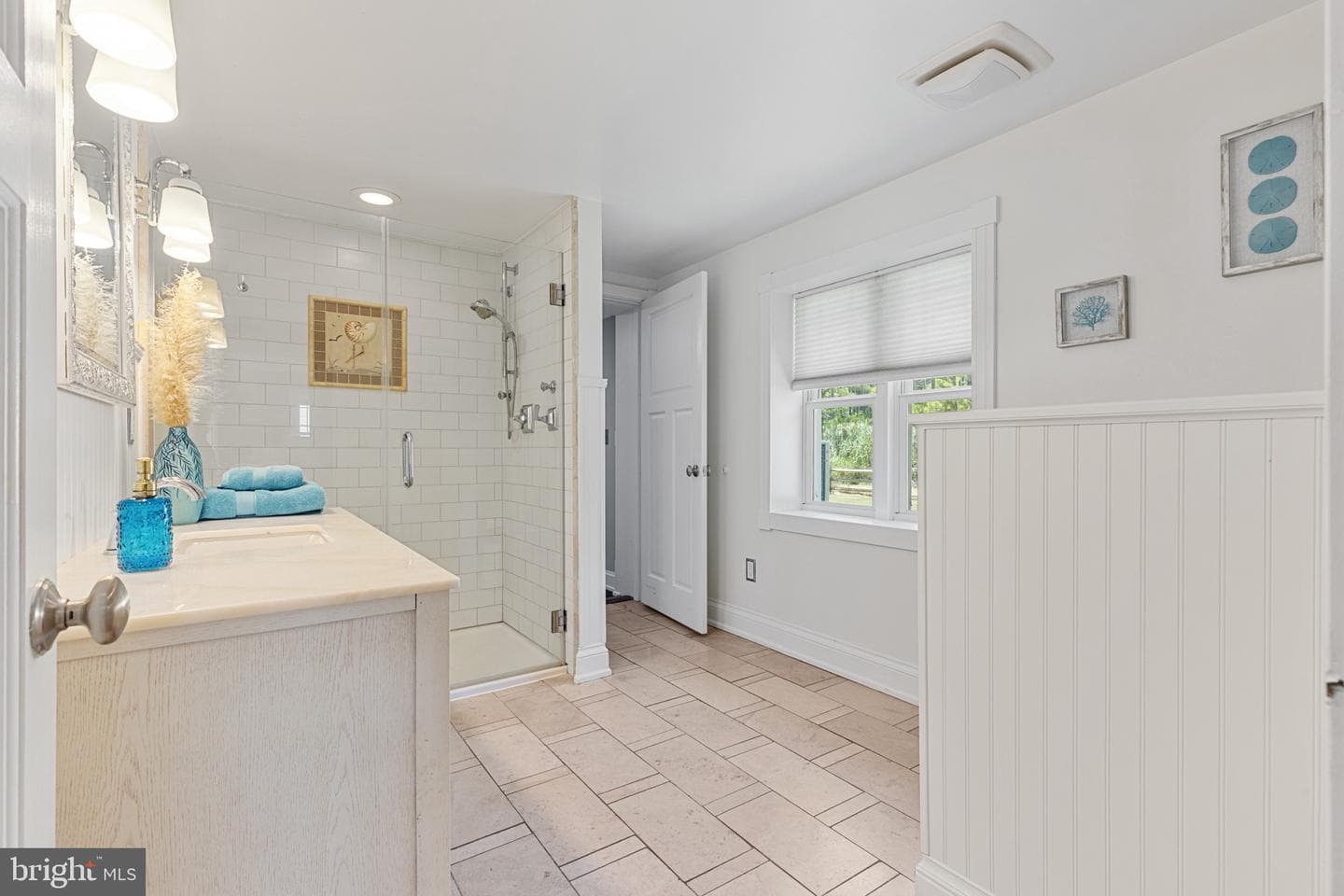 14554 E Way photo 12