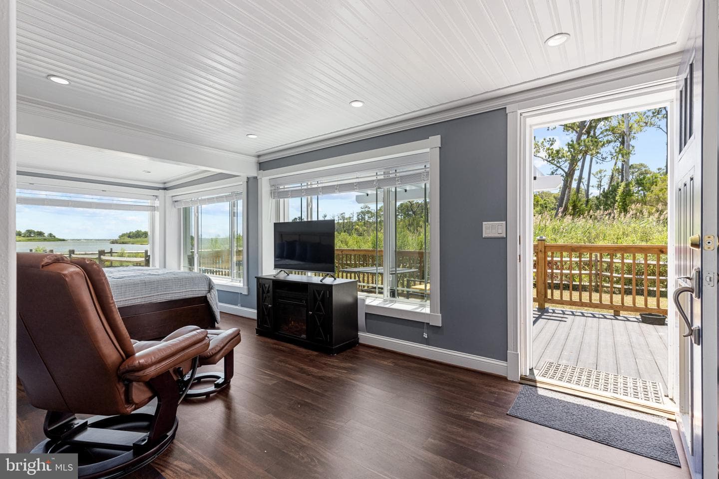 14554 E Way photo 9
