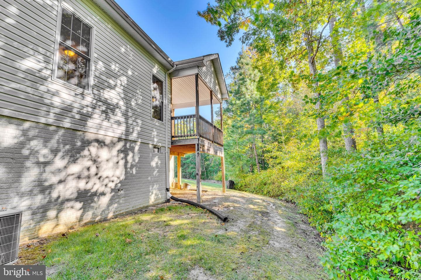 44178 Honeysuckle Lane photo 2