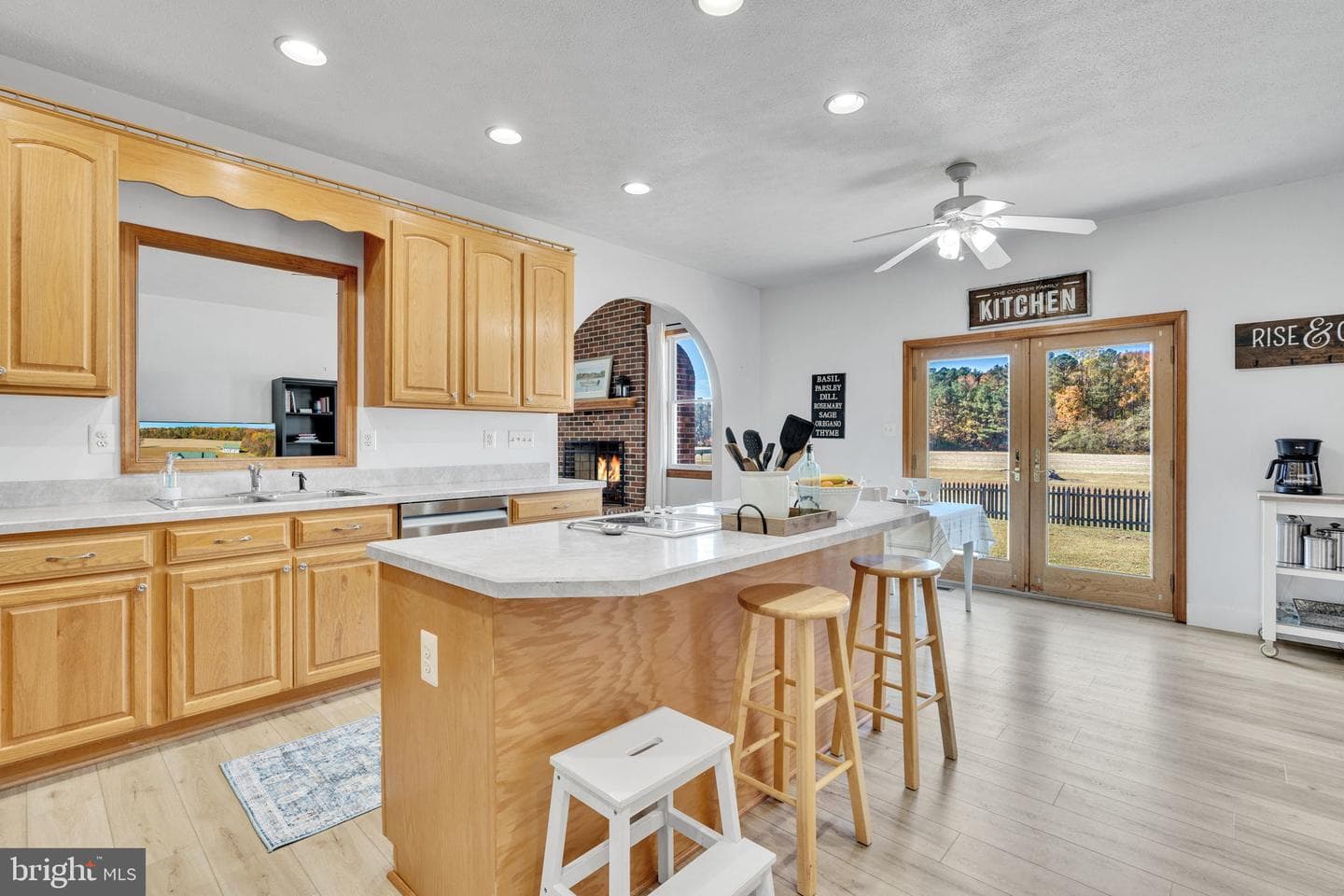 17237 Whitaker photo 28