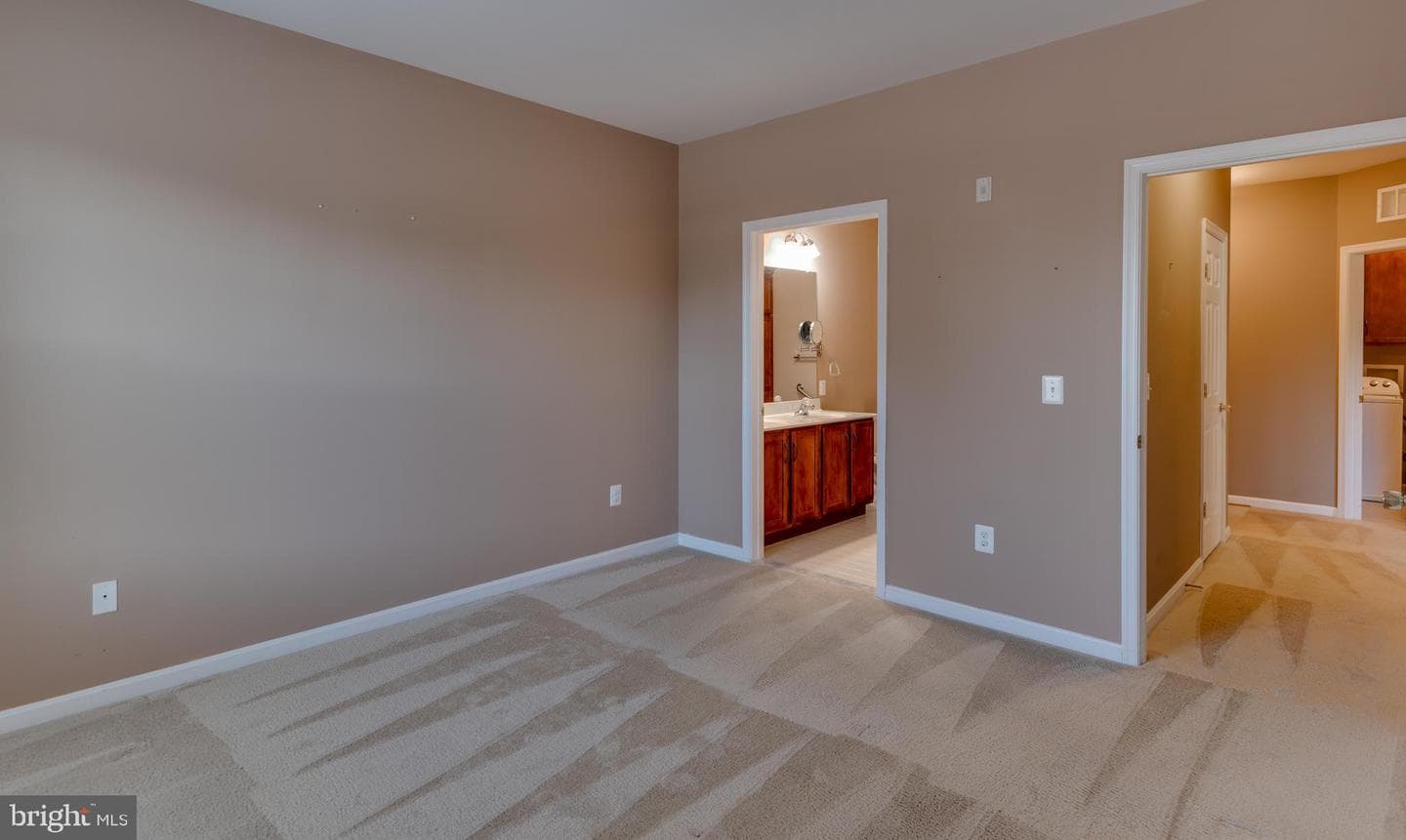 23580 F D R Boulevard #302 photo 16