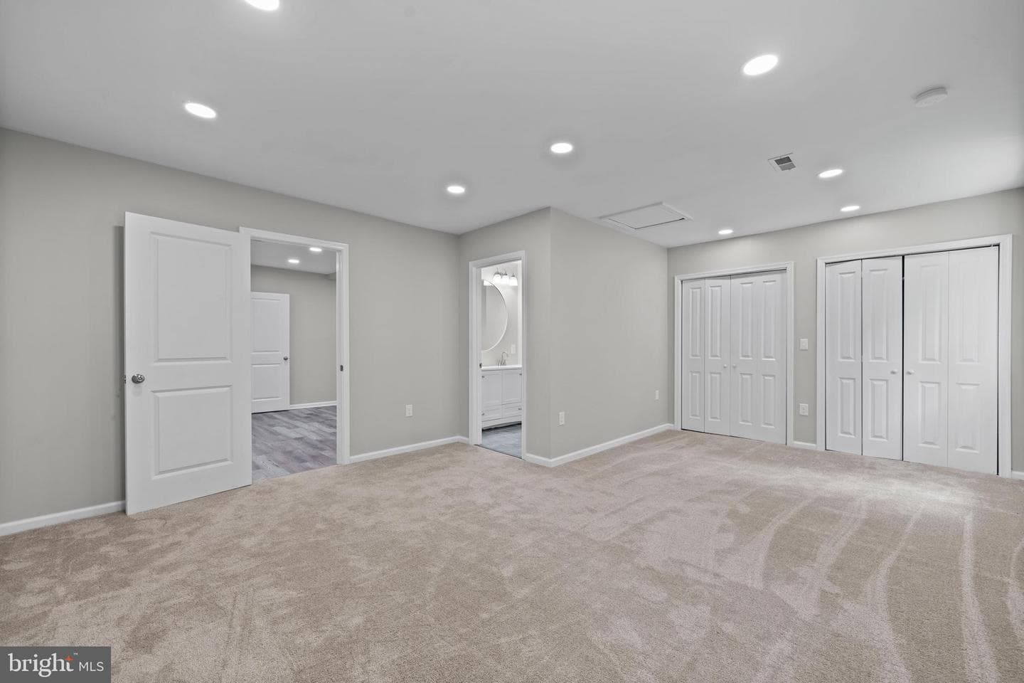 27184 Cleveland Street photo 11