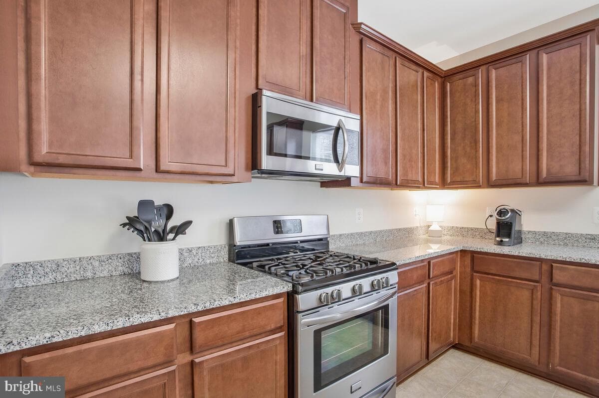 43680 Yulan Street photo 11