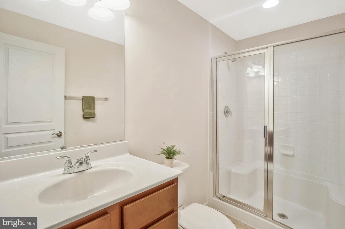 43680 Yulan Street photo 31