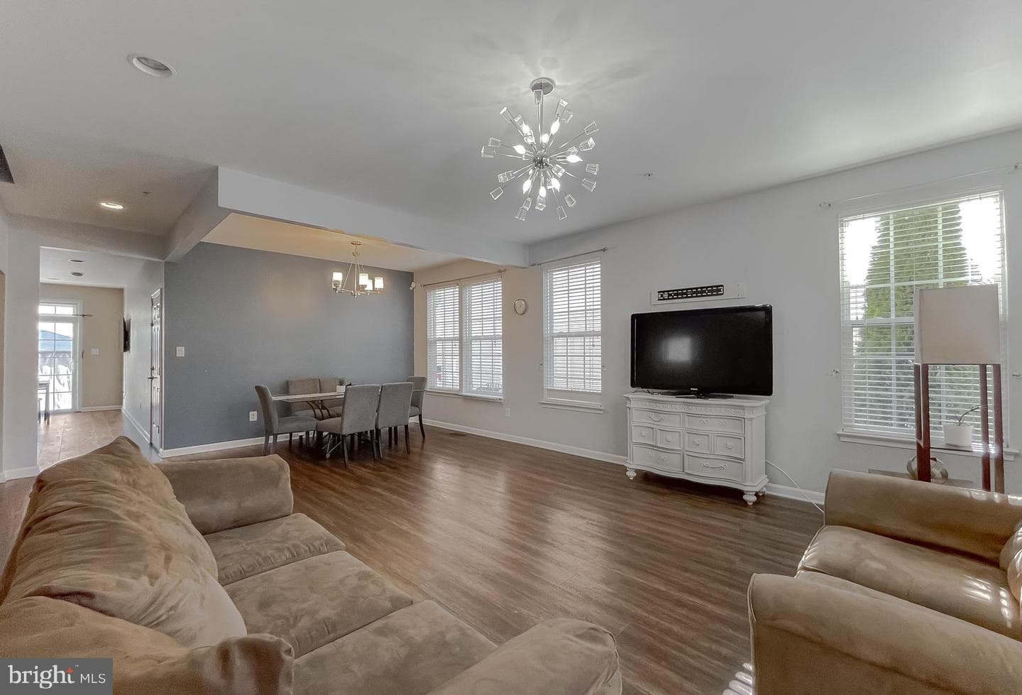23117 Jasmine Way photo 6