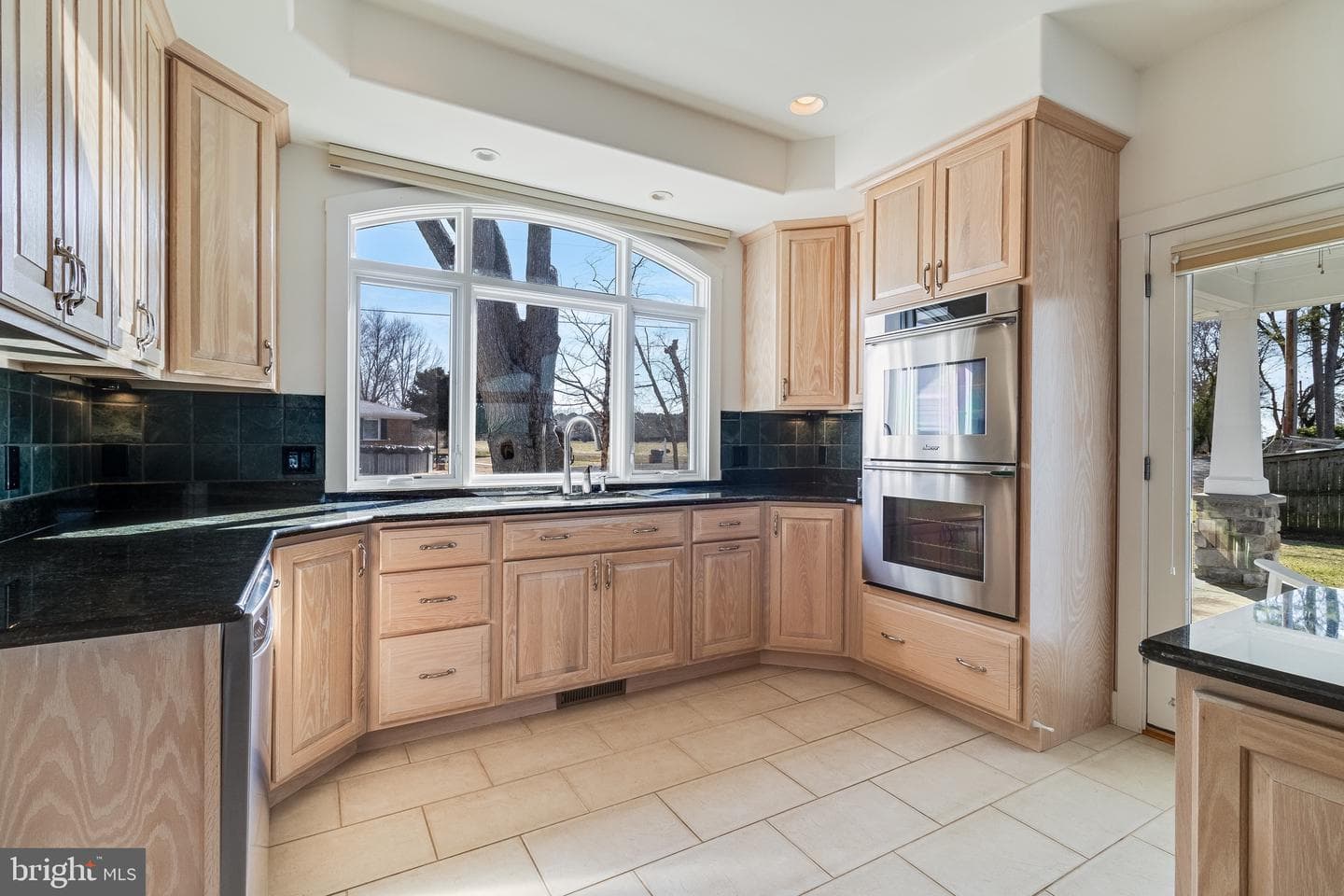 20495 Waterloo Lane photo 19