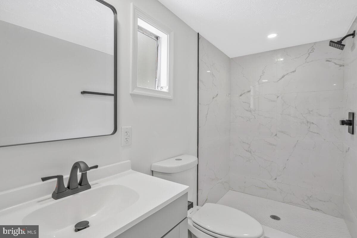 21508 Forest Run Drive photo 15