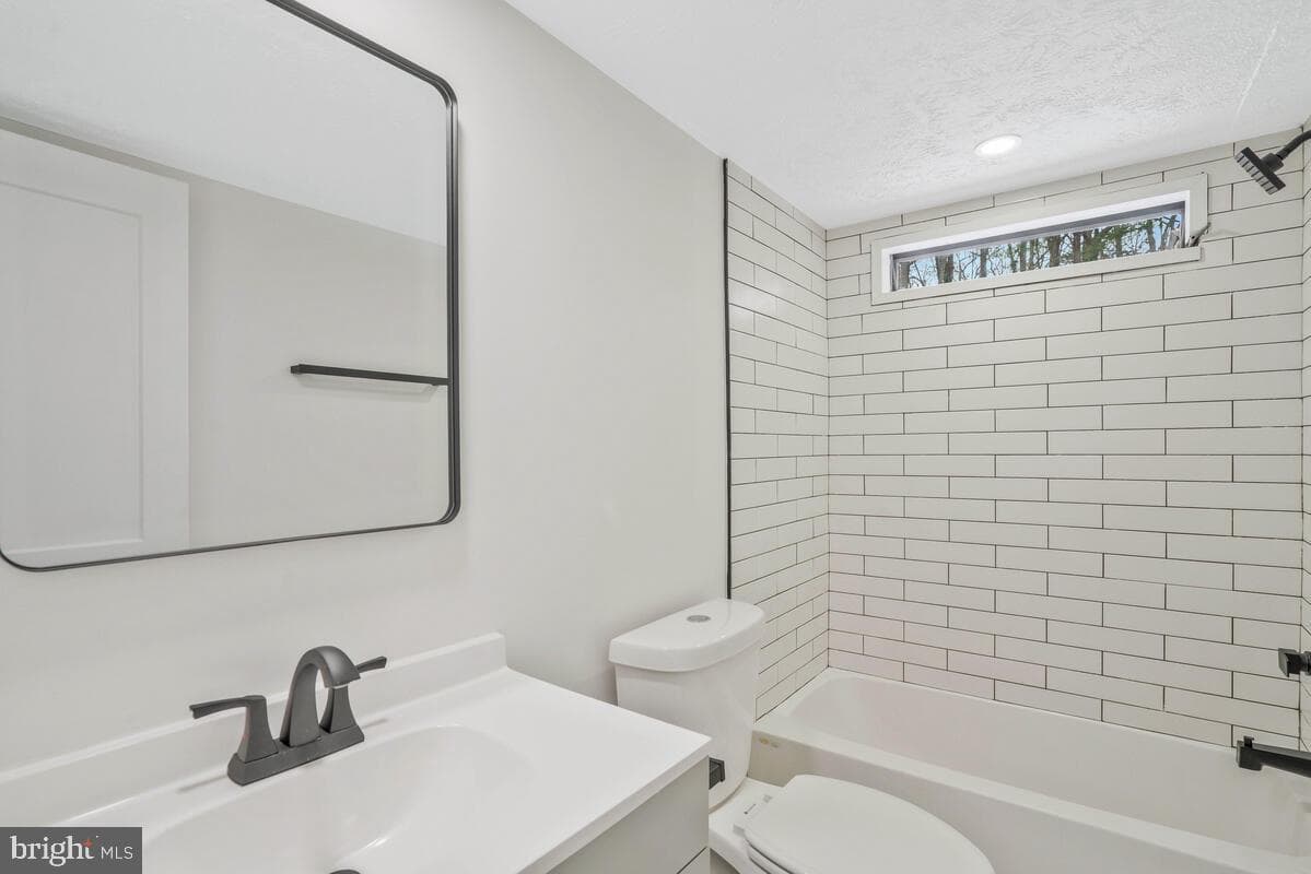 21508 Forest Run Drive photo 22
