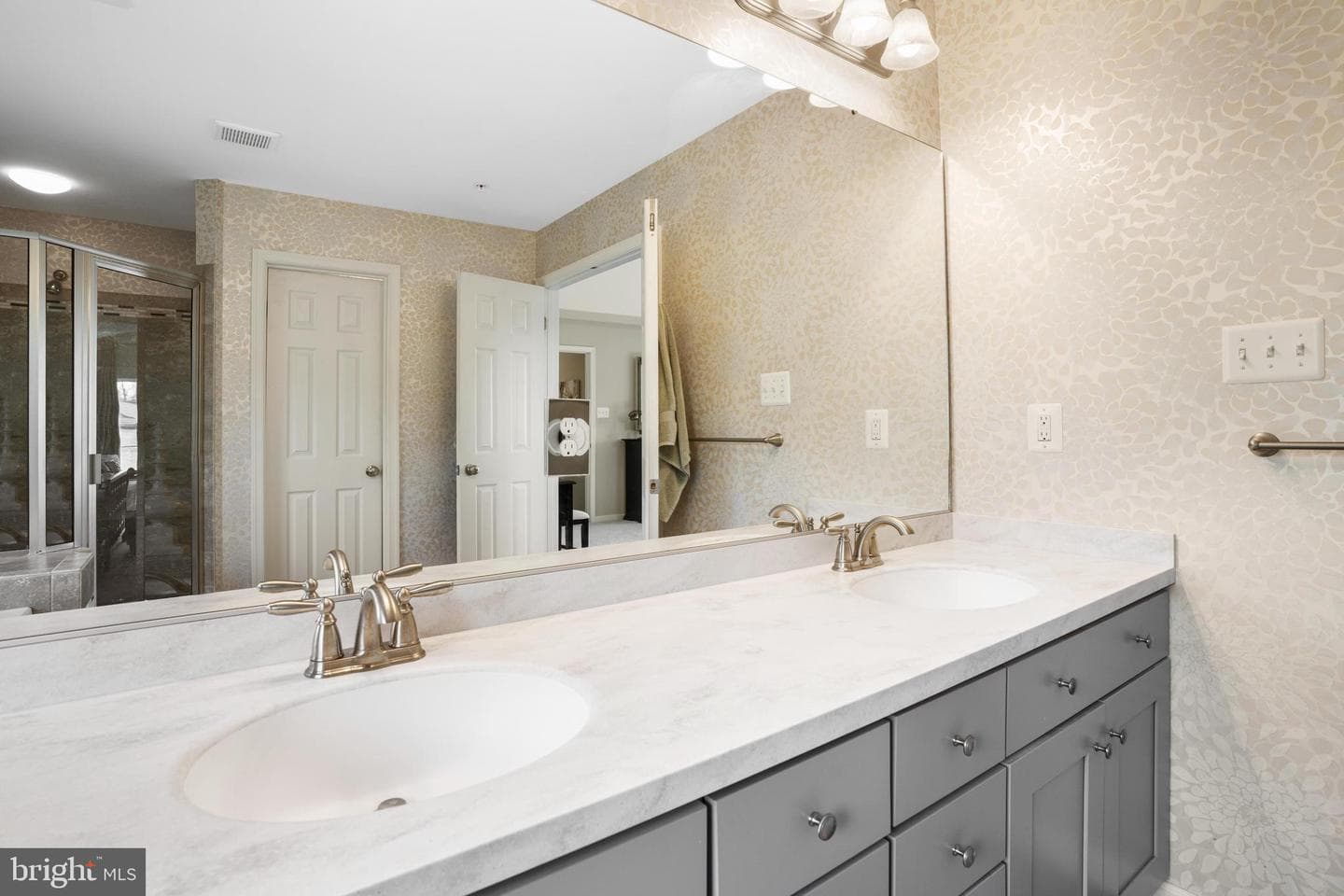 45597 Bethson Street photo 26