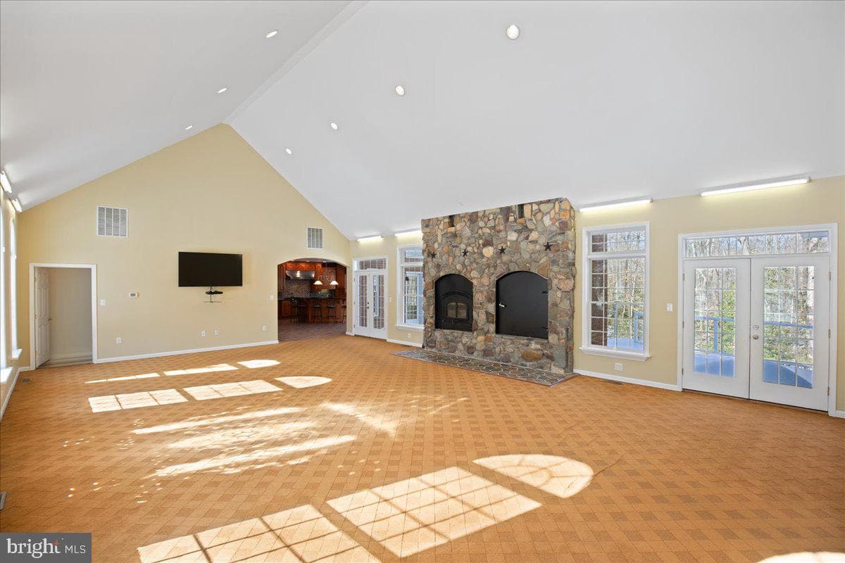 27320 Harpers Court photo 11