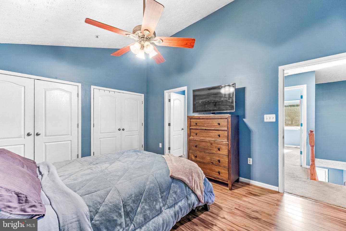 48213 Picketts Harbor Court photo 23
