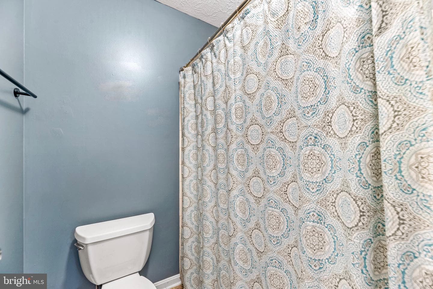 48213 Picketts Harbor Court photo 25