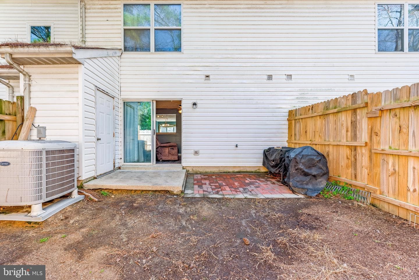 48213 Picketts Harbor Court photo 31