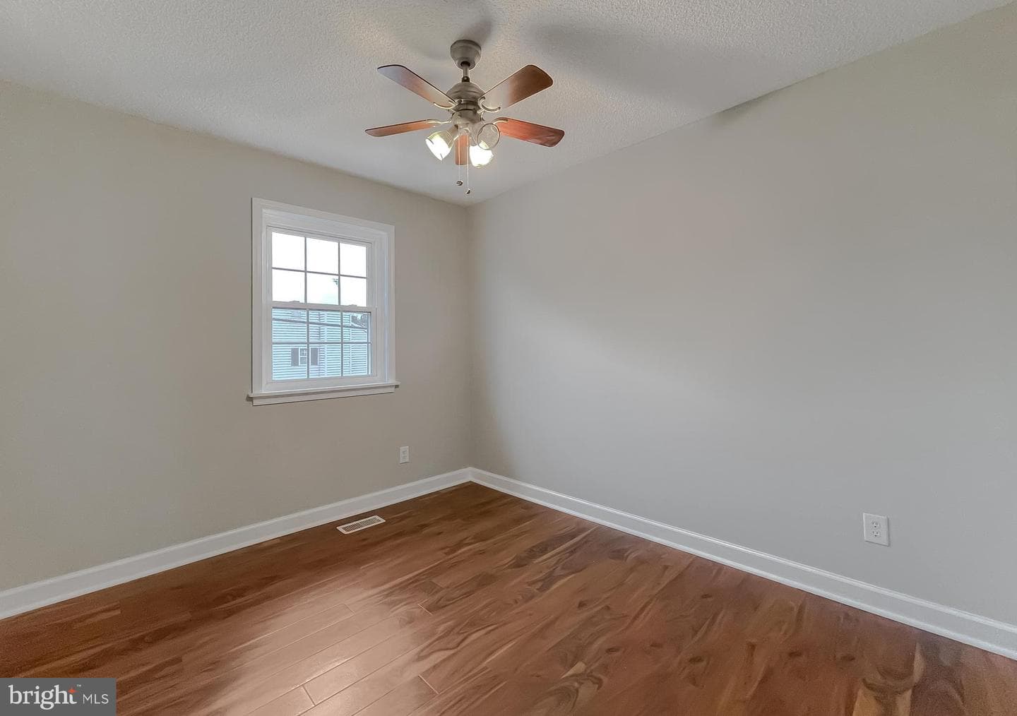 45750 Military Lane photo 19