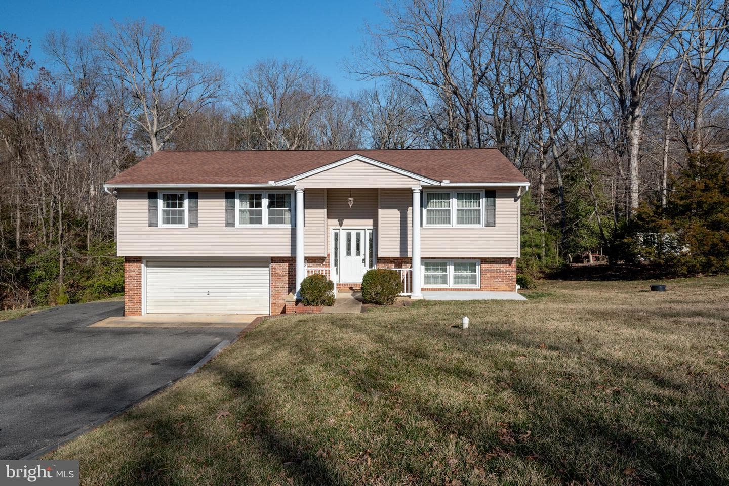 22362 Armstrong Drive photo 2