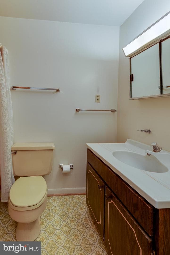 22362 Armstrong Drive photo 28