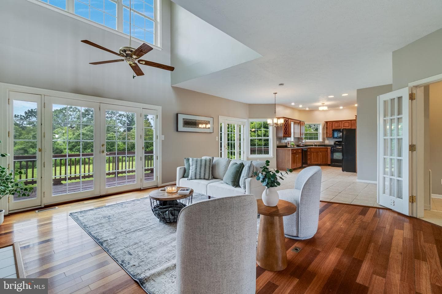 17615 Driftwood Drive photo 3
