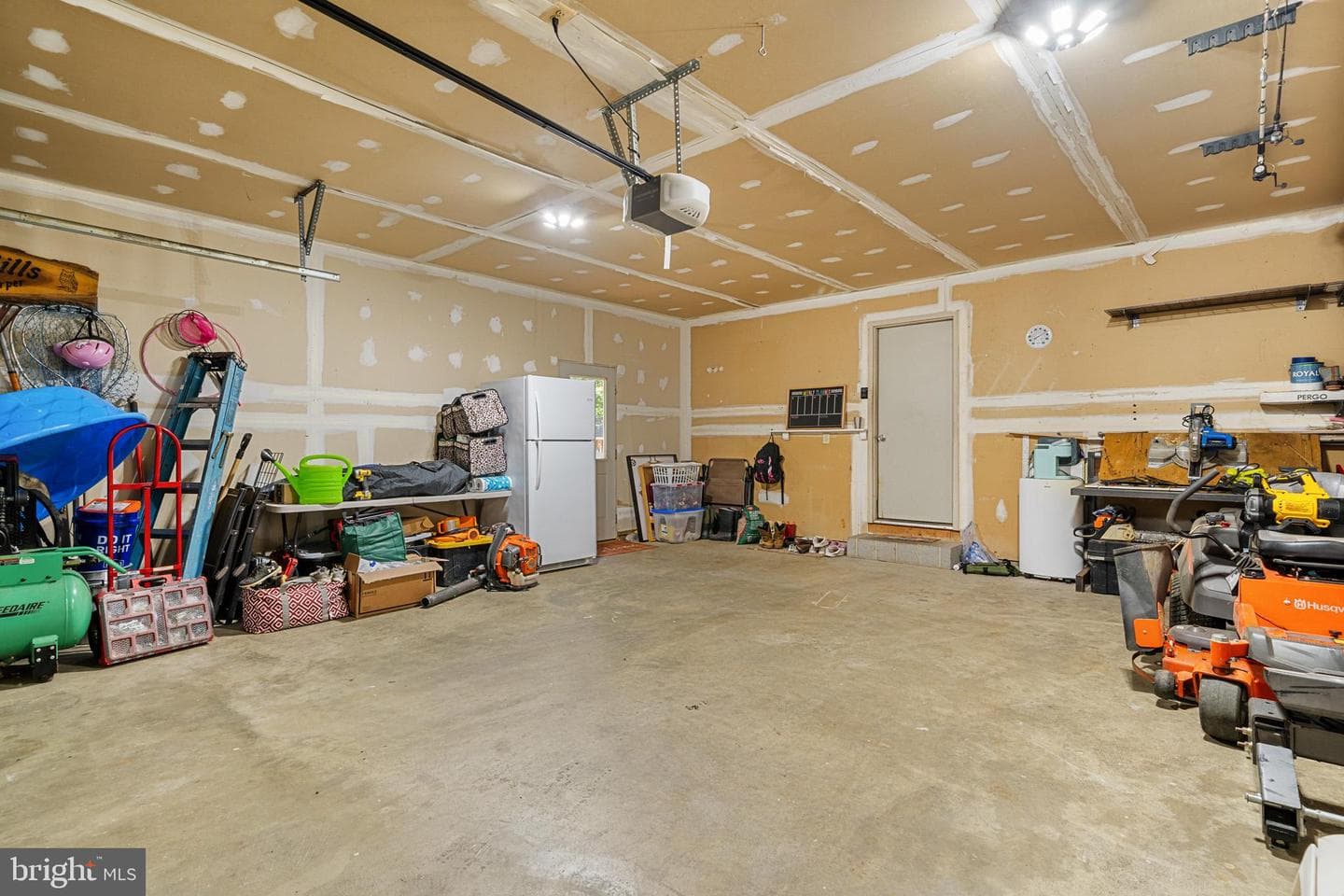 27073 Carrie Court photo 39
