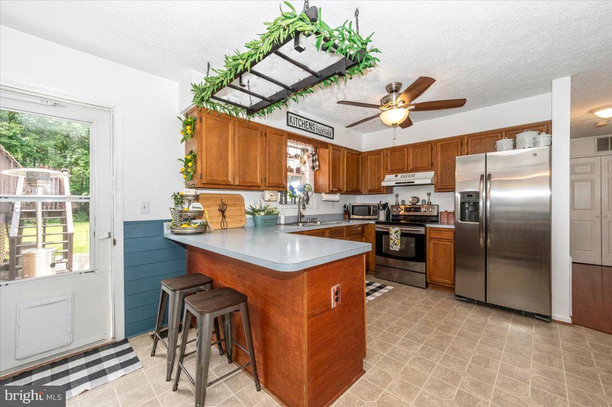 27075 Lenore Ct photo 7