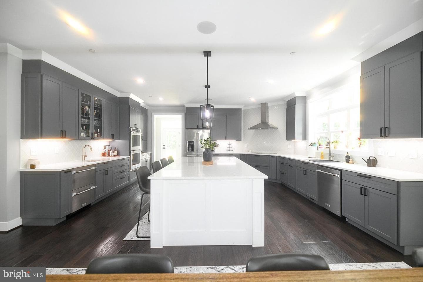 23155 Greenstone photo 14