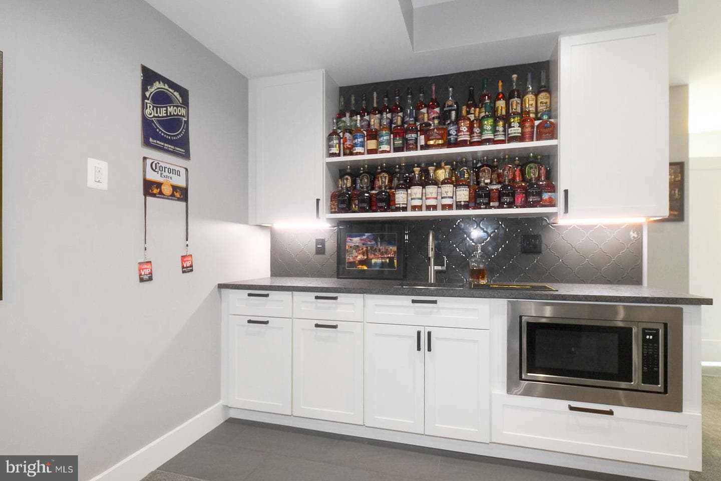 23155 Greenstone photo 30