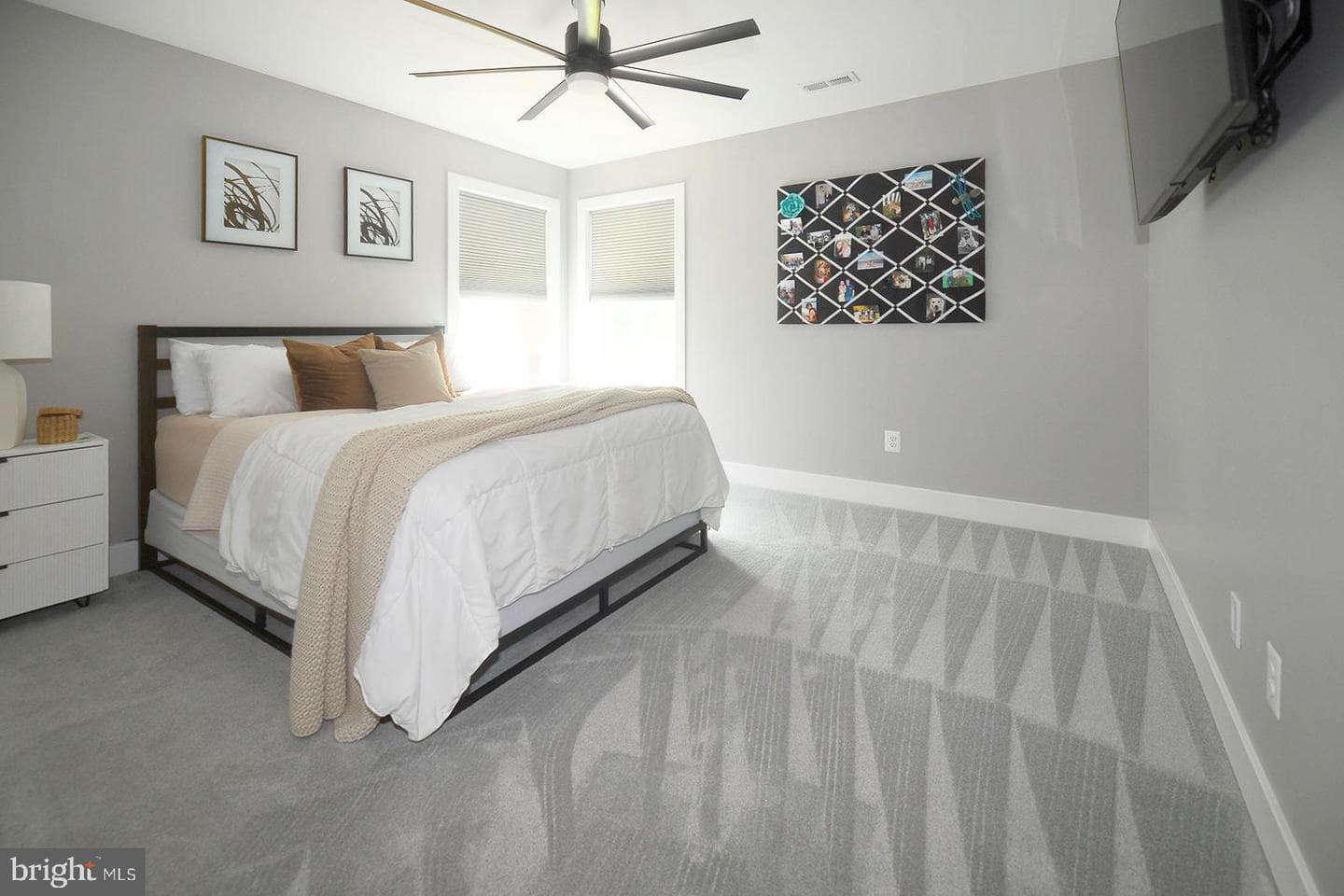 23155 Greenstone photo 51