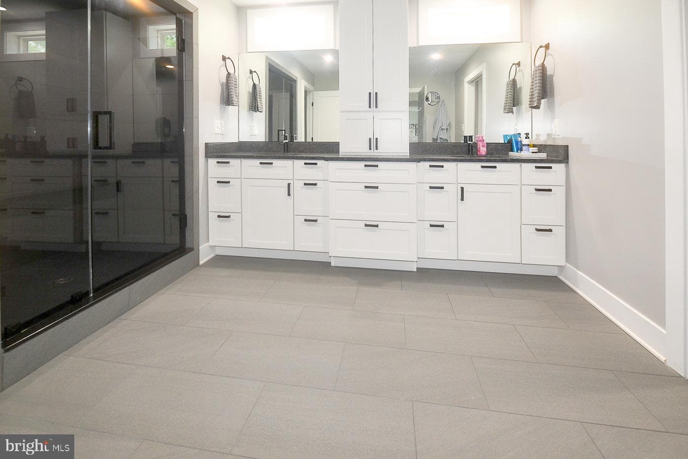 23155 Greenstone photo 61