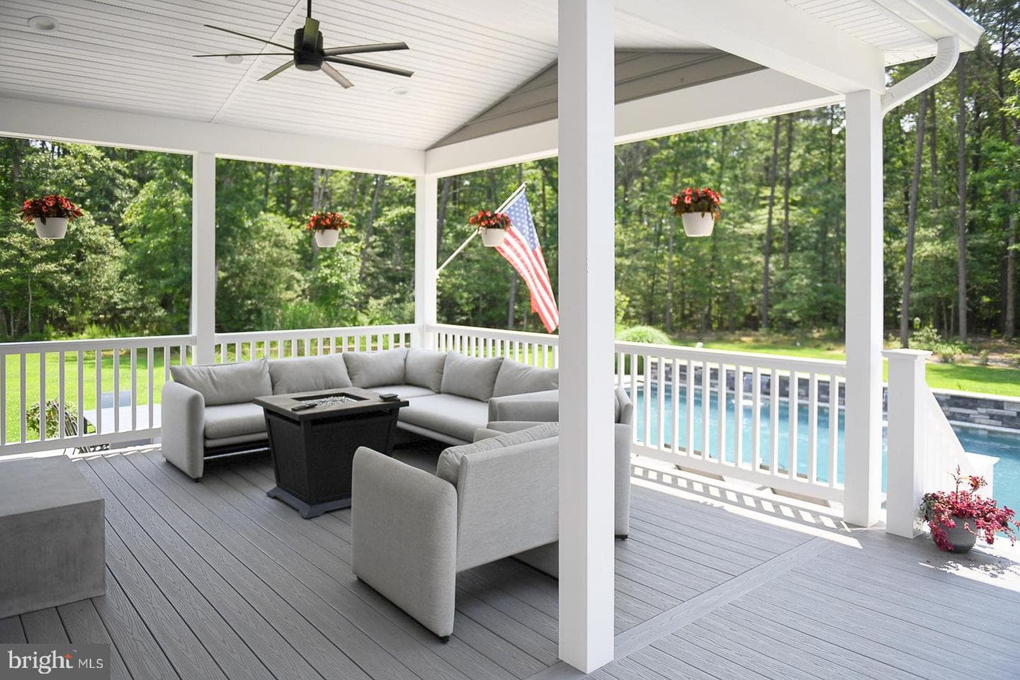 23155 Greenstone photo 94