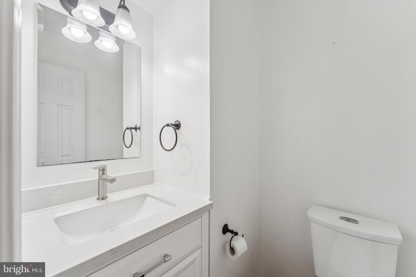 23317 Red Oak Court photo 13