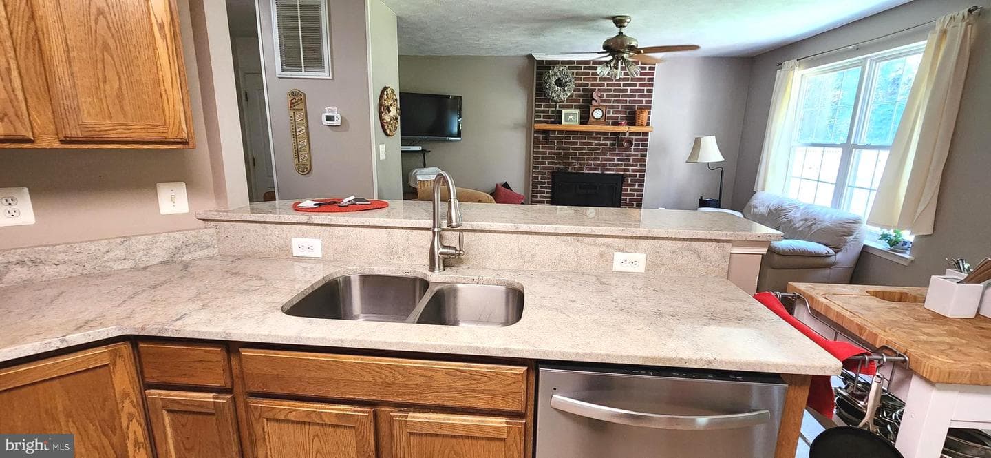 21461 Cameron Court photo 27