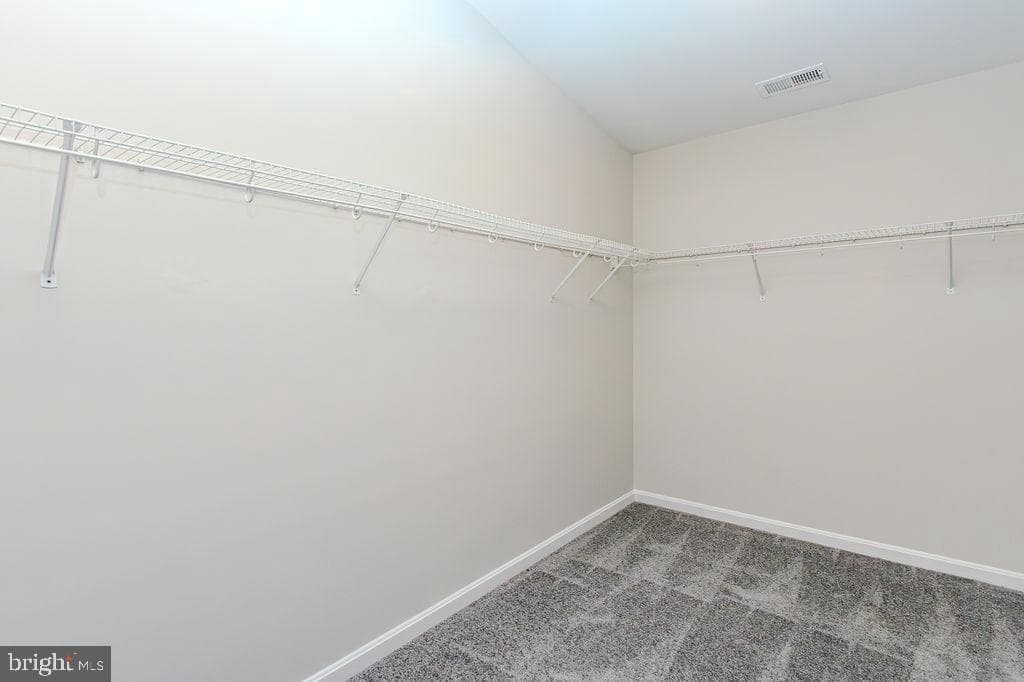46124 Thoroughbred Way photo 33