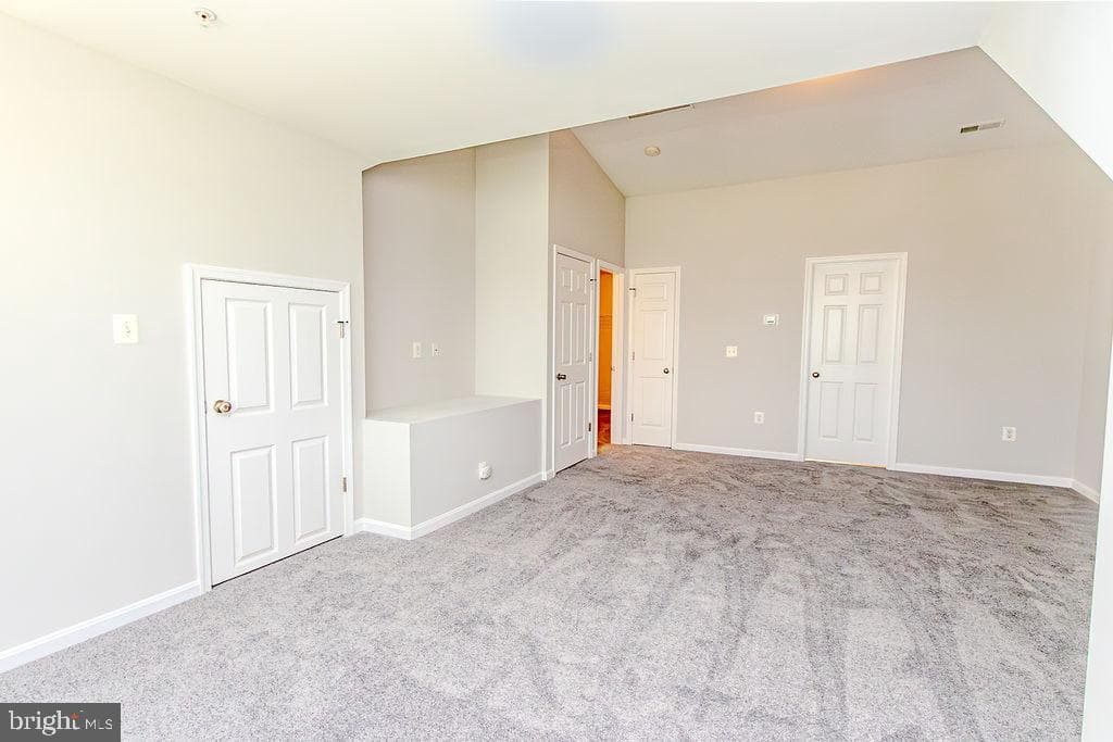 46124 Thoroughbred Way photo 34